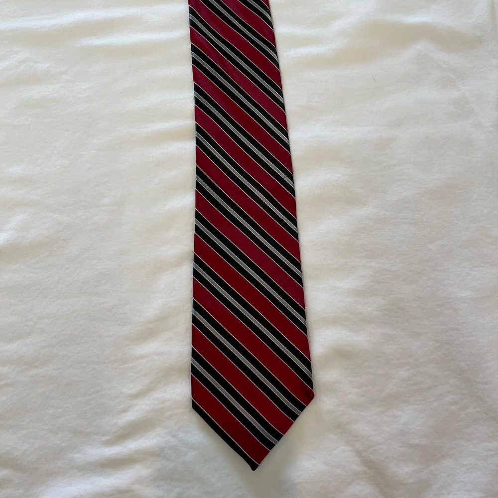 Stafford Mens Necktie Red Black Silver Striped 100%‎ Silk Tie - Picture 3 of 6